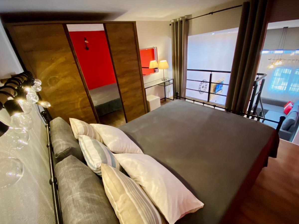 48 Downtown Lofts Apartment Néa Péramos Екстериор снимка
