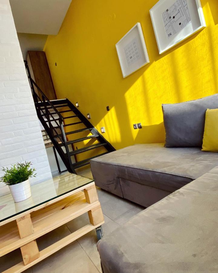 48 Downtown Lofts Apartment Néa Péramos Екстериор снимка