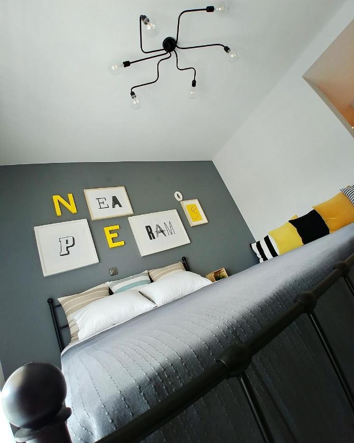 48 Downtown Lofts Apartment Néa Péramos Екстериор снимка