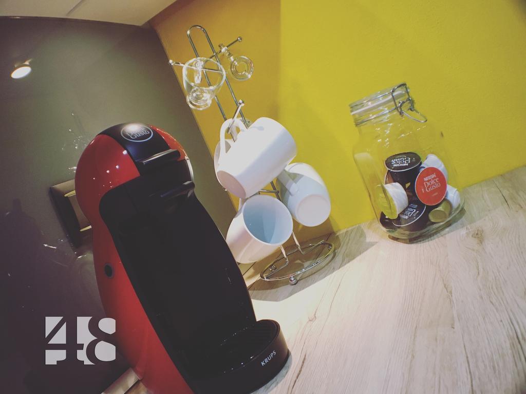 48 Downtown Lofts Apartment Néa Péramos Екстериор снимка