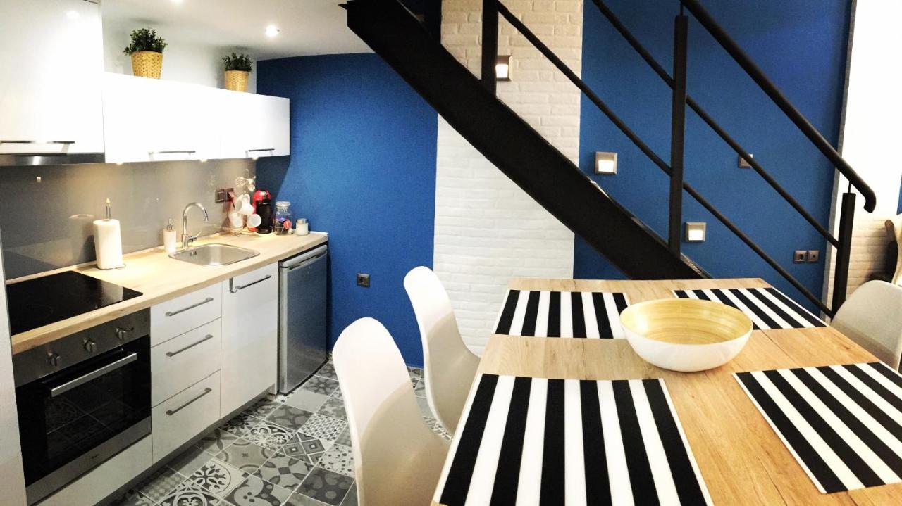 48 Downtown Lofts Apartment Néa Péramos Екстериор снимка