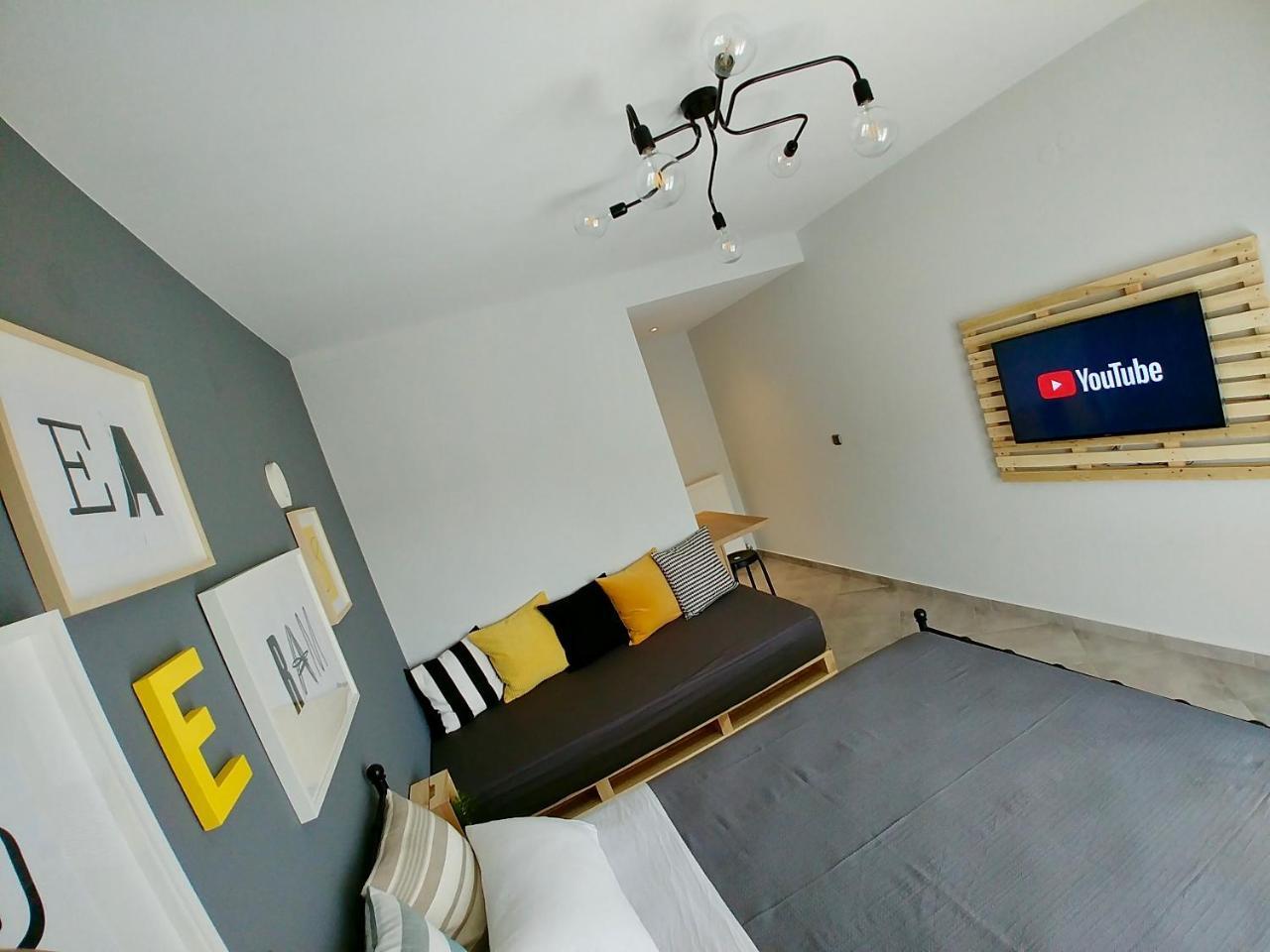 48 Downtown Lofts Apartment Néa Péramos Екстериор снимка